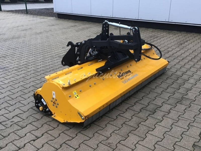 Front Flail Mower with Hydraulic Drive